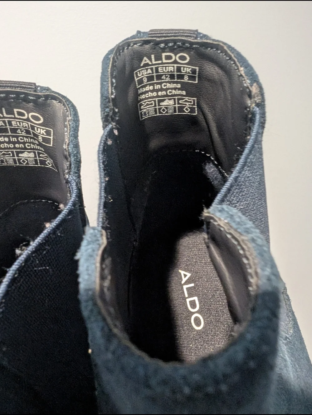Aldo Men's Navy Suede Chukka Boots